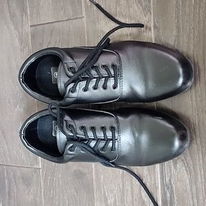 Boy Youth Size 9.5 Black color